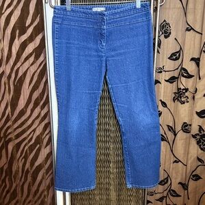 Vintage Cropped jeans with rear tulip/shaped pockets